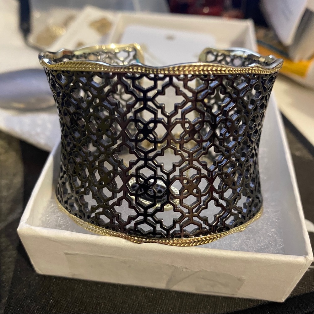 Kendra Scott Candace cuff in gunmetal/gold